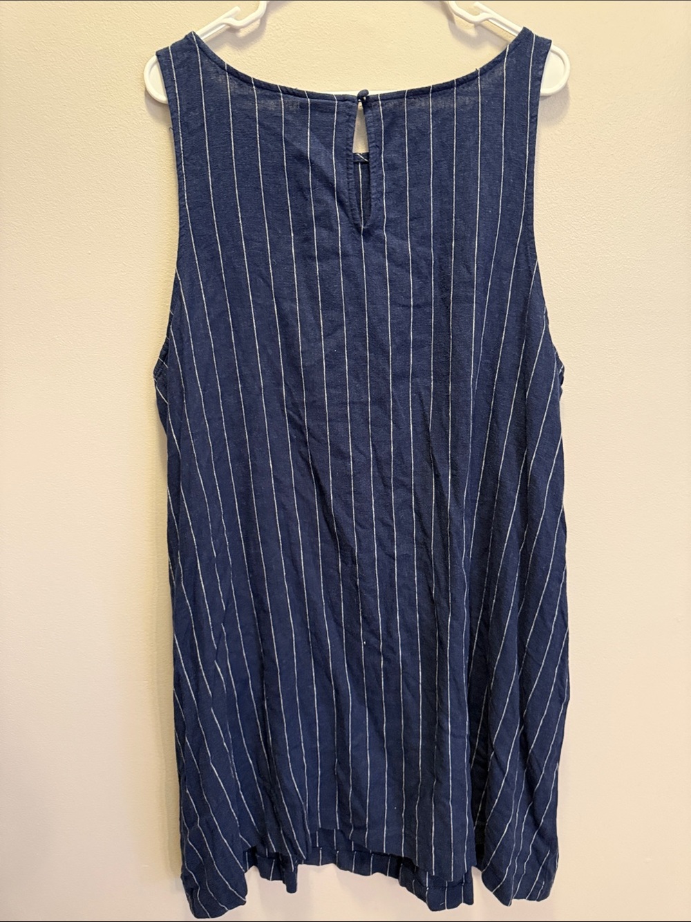 Ava & Viv Navy with White Pinstripe Sleeveless Shift Dress - Picture 6 of 6
